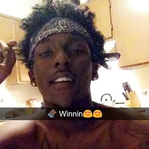 Meet your Posher, Aaron